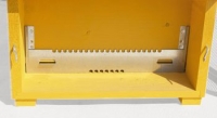 Fluglochschieber (gro?e und kleine öffnung) aus verzinktem blech d.b.12